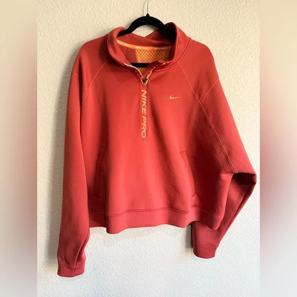 Nike Pro half zip Women's coral and orange sweater with mesh back 2x - Picture 2 of 7